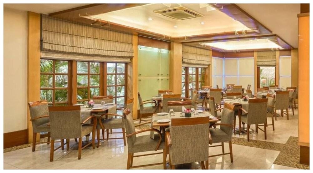 Astoria Hotel Mumbai Kültér fotó