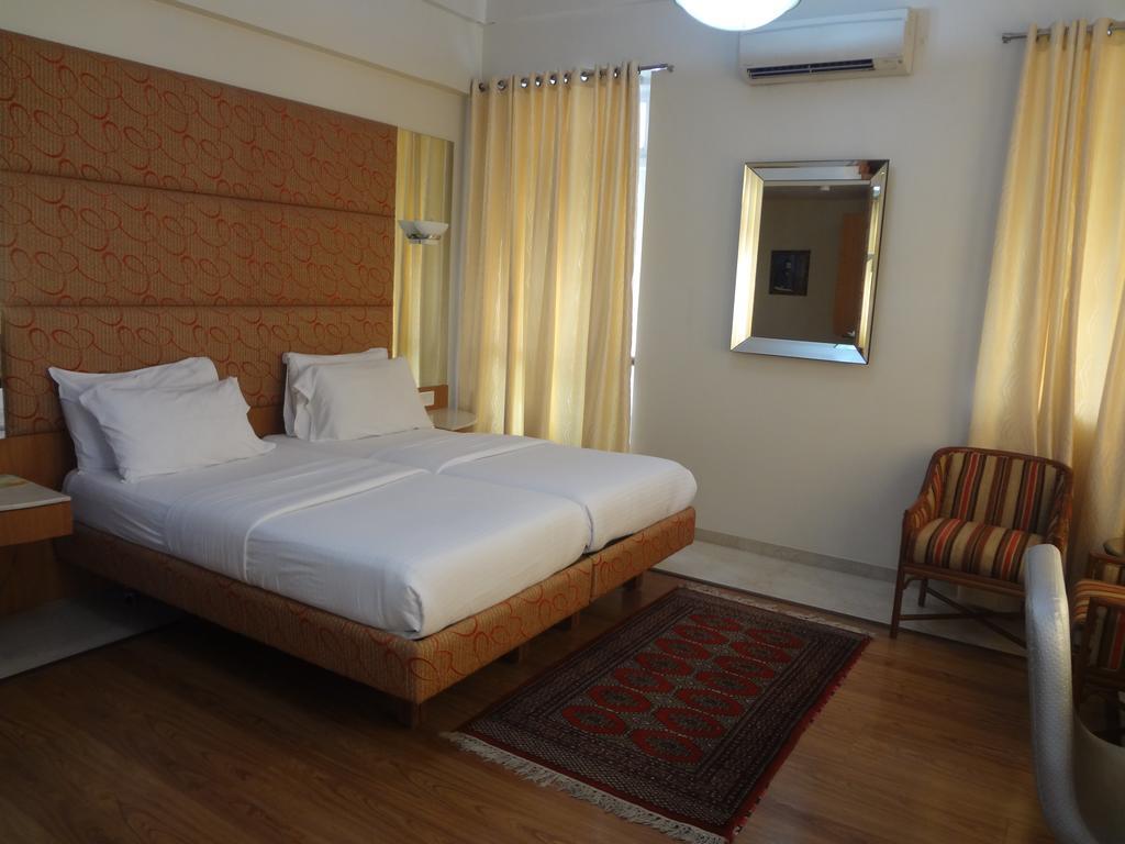 Astoria Hotel Mumbai Kültér fotó