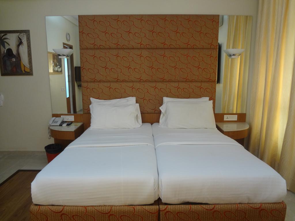 Astoria Hotel Mumbai Kültér fotó
